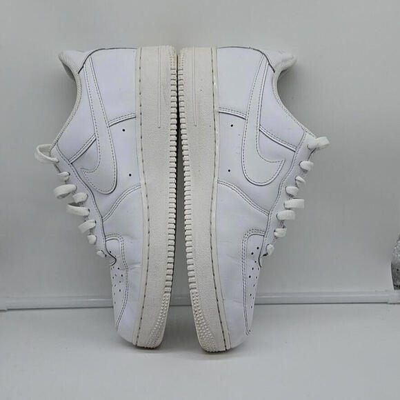 Nike Air Force 1 Low \'07 Triple‎ White CW2288-111 Mens Size 10.5 main image 8